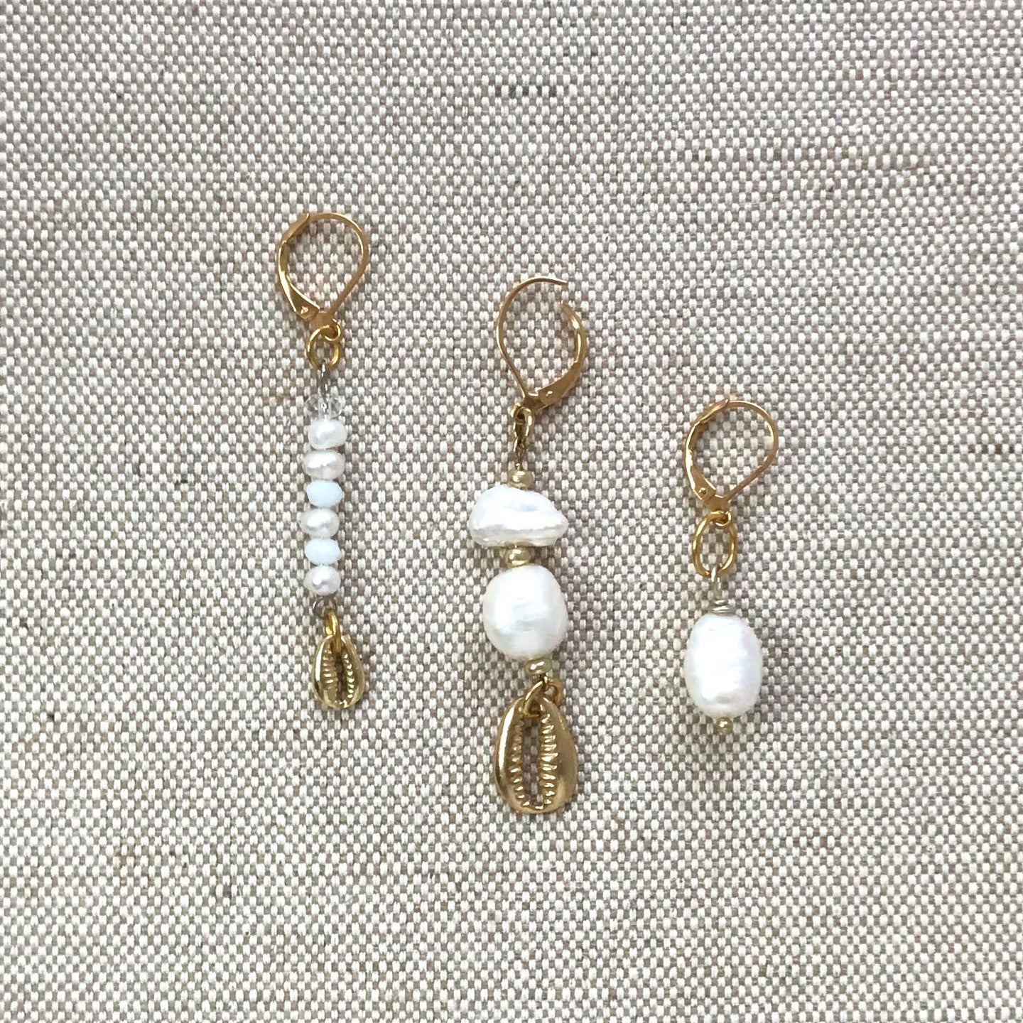 PEARLS MONO EARRINGS TRIO